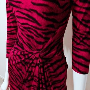 Red tiger print side knotted dress